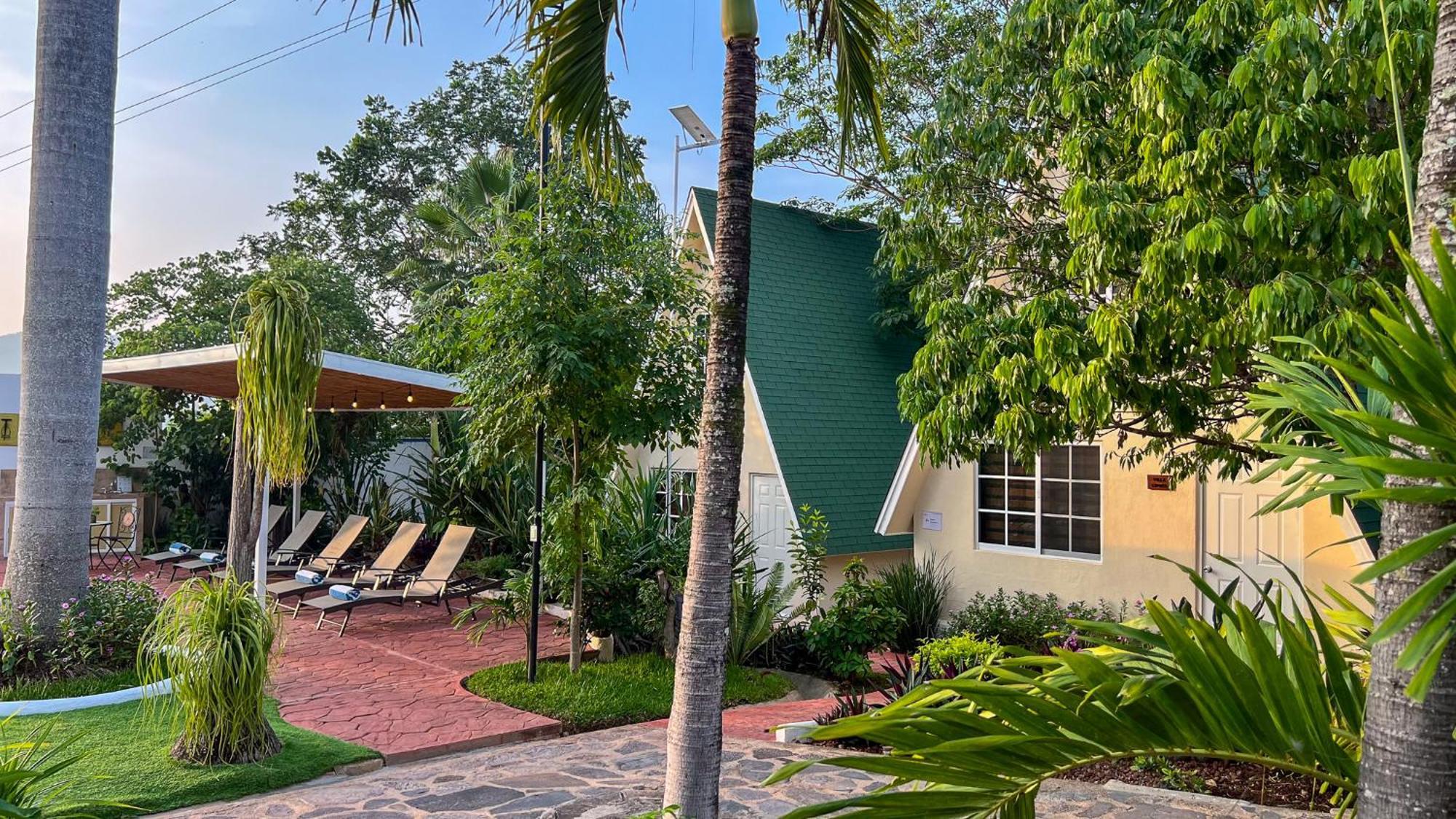 Villas El Encanto Халпан Екстериор снимка