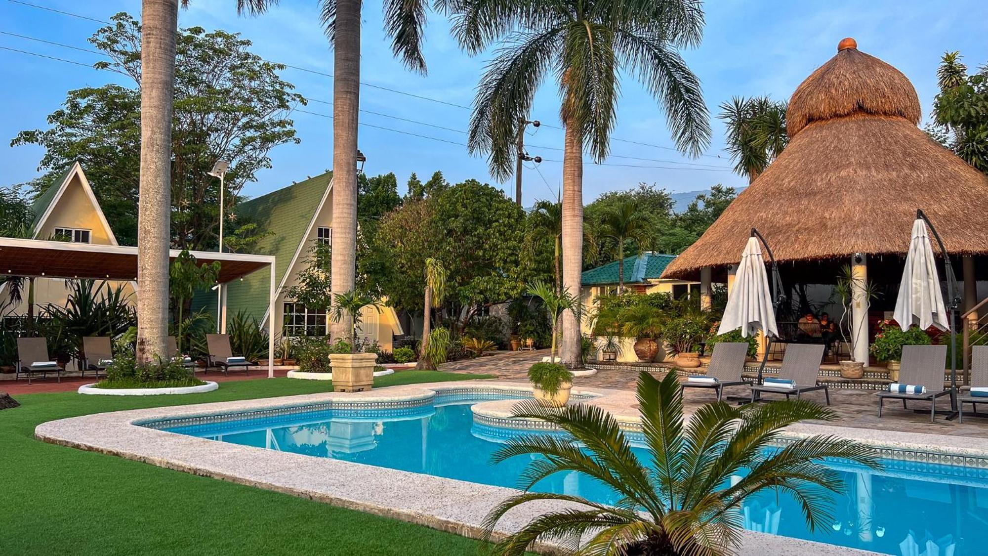 Villas El Encanto Халпан Екстериор снимка